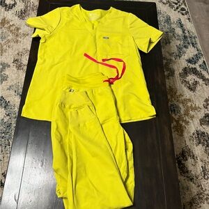 Figs Limeade Scrub Set